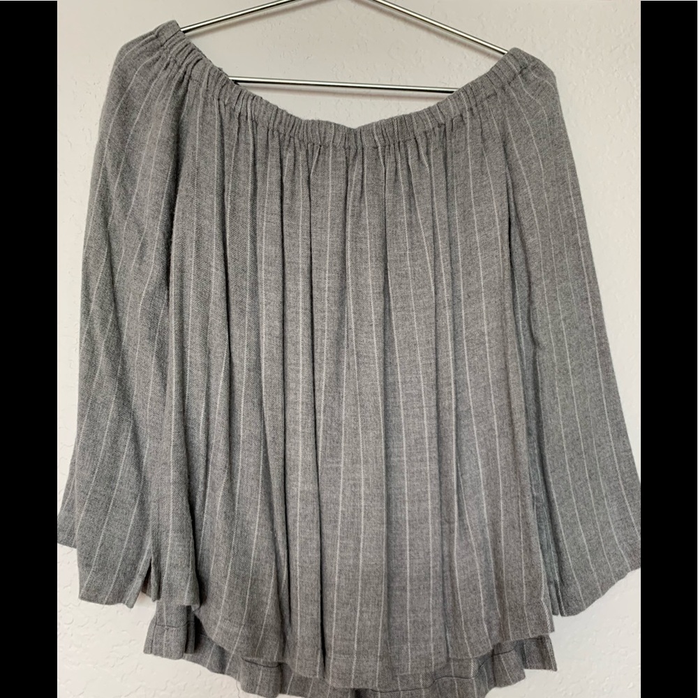 Cloth& Stone Anthropologie Off the shoulder Top